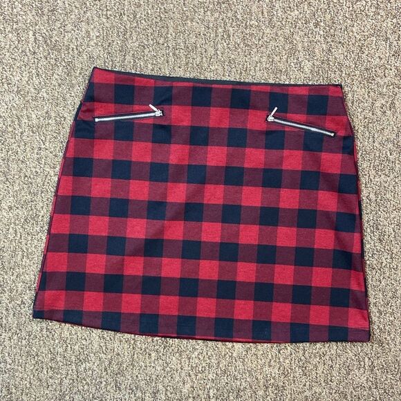 Maurices Black and Red A-line Mini Skirt Women’s Size XL - Picture 3 of 9